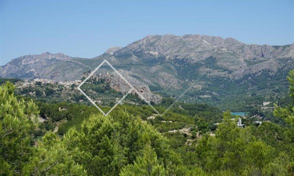 Plots and Land -  - Guadalest - Partida Cherc
